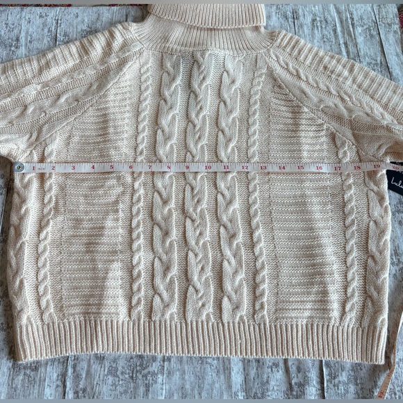 NEW w/Tags LuLu's In the Cards Beige Cable Knit Two-Piece Sweater Set Size Small - Picture 7 of 10